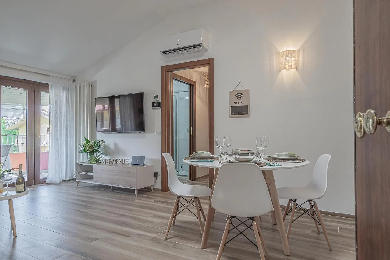 Dolce Vita Family Apartment Sirmione Italien